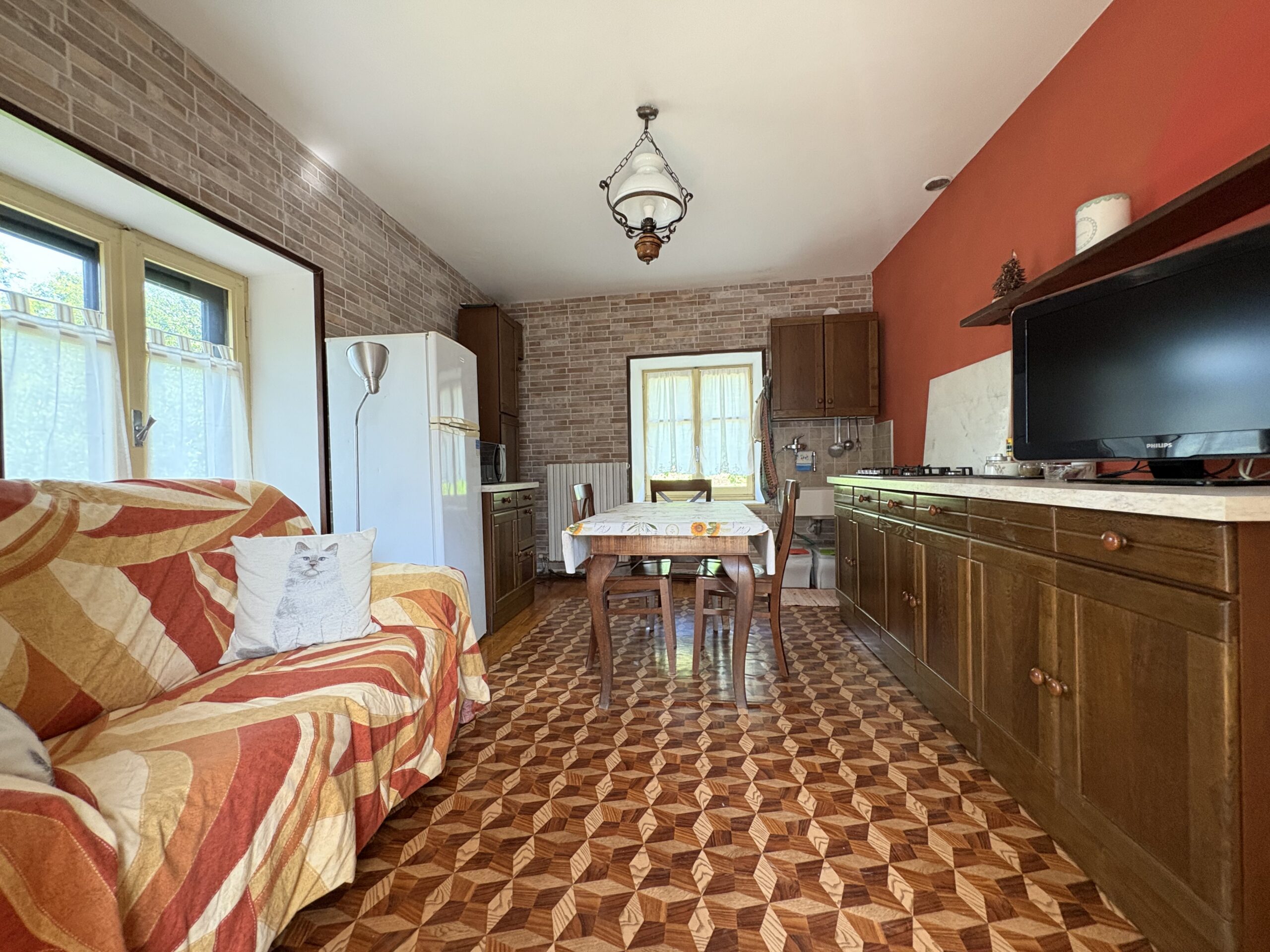 Camera da letto matrimoniale confortevole a Torre Pellice